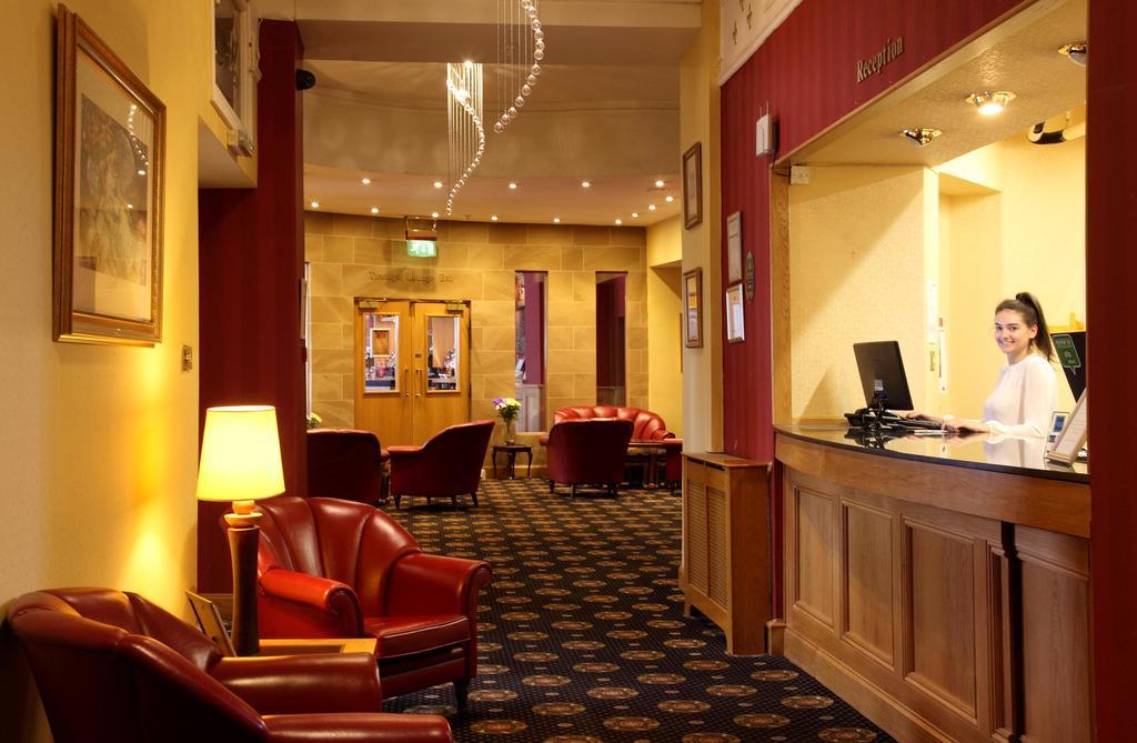 Leapark Hotel Grangemouth Bagian luar foto