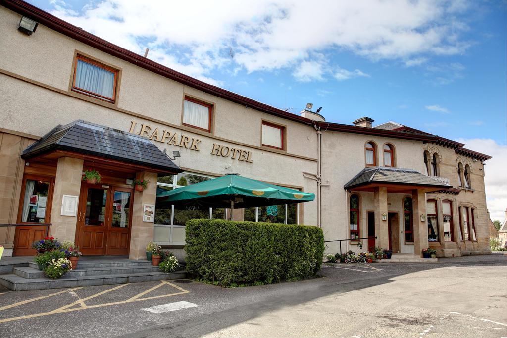 Leapark Hotel Grangemouth Bagian luar foto