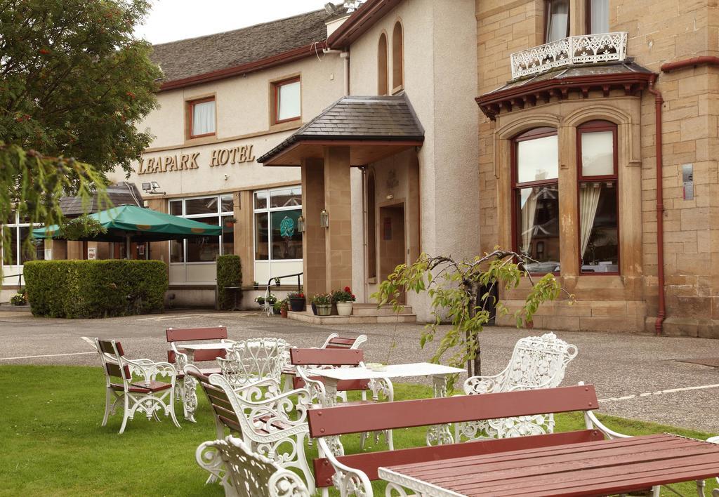 Leapark Hotel Grangemouth Bagian luar foto