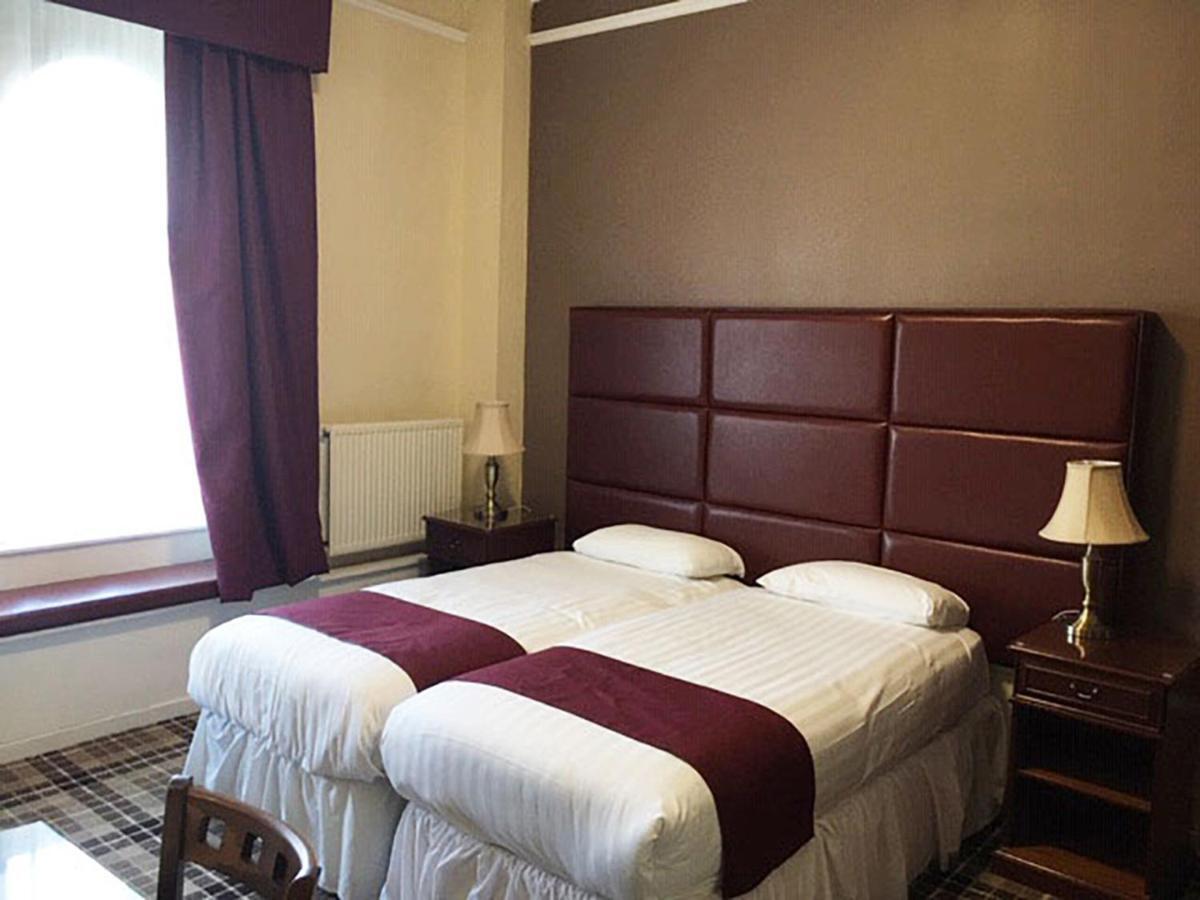 Leapark Hotel Grangemouth Bagian luar foto